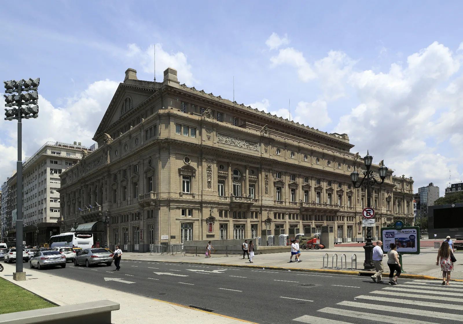 This is a photo of an Argentine monument identified by the ID