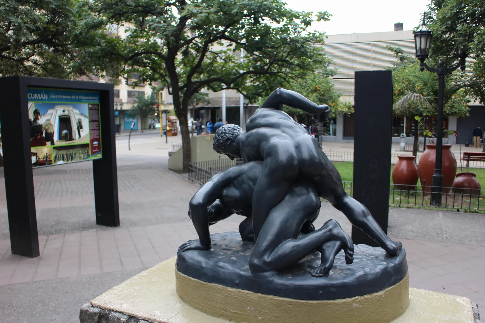 paseo de armas, tucuman